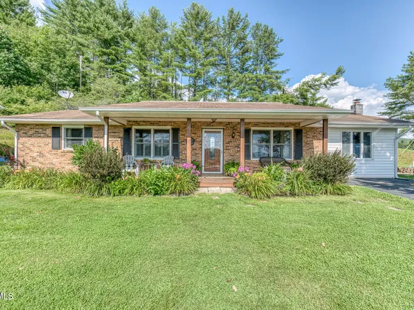 2711 Pleasant Valley Rd, Mountain City, TN 37683