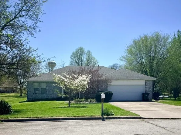 1334 Cherokee Court, Marshfield, MO 65706