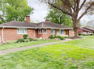 5638 Mad River Rd, Dayton, OH 45459