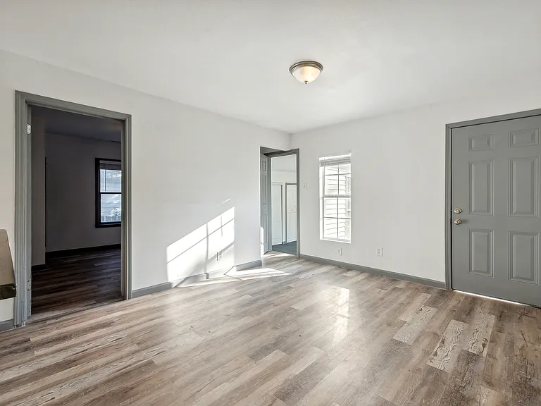843 Zachry Dr — Photo 22