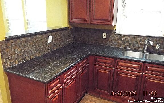 5th image of 1519 Montana St