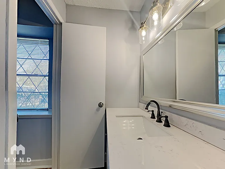 8466 Gallahad St — Photo 9
