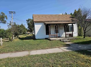 809 N Dewey St, North Platte, NE 69101