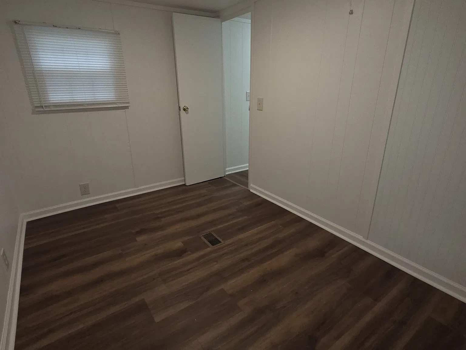 2 bed, 850 sqft, $1,099 — Photo 4