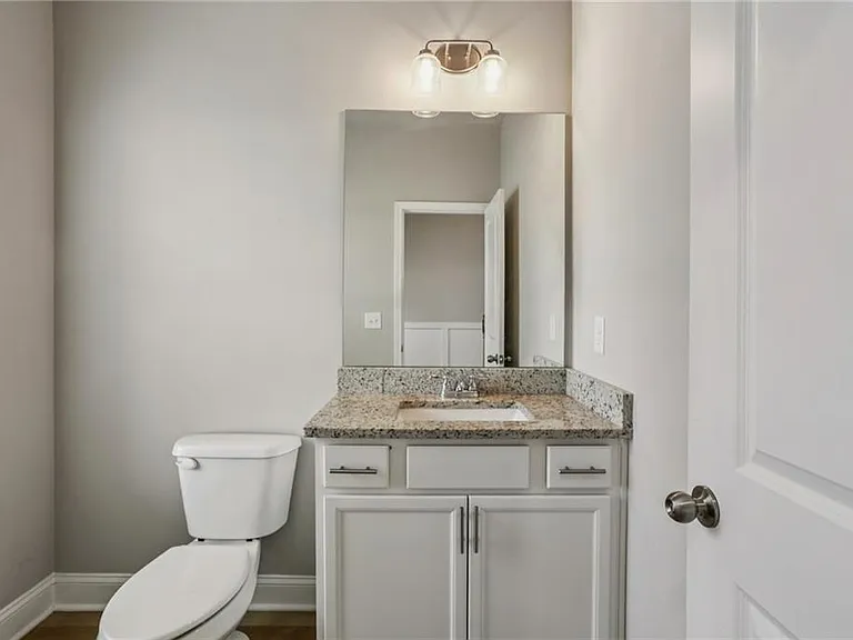 2099 Easterwood Ter — Photo 4
