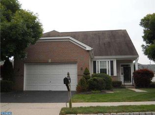 34 Foster Rd, Pennington, NJ 08534