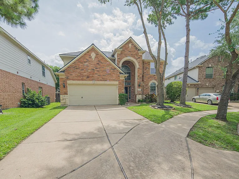 6023 Conroy Pointe Ln — Photo 1
