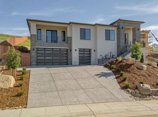 646 Sundahl Dr, Folsom, CA