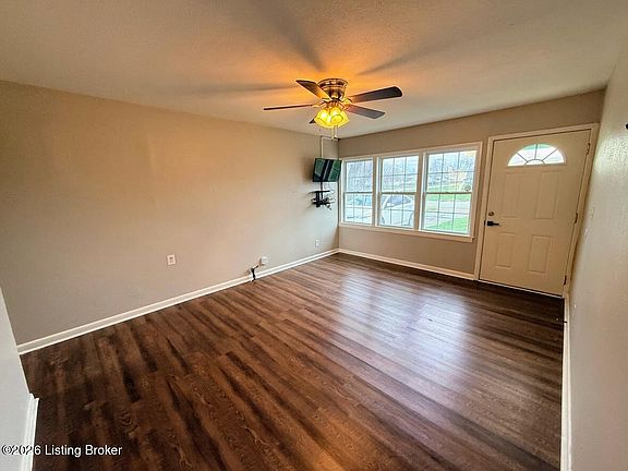 4th image of 7319 Betsy Ross Dr