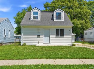 11369 Cadillac Ave, Warren, MI 48089