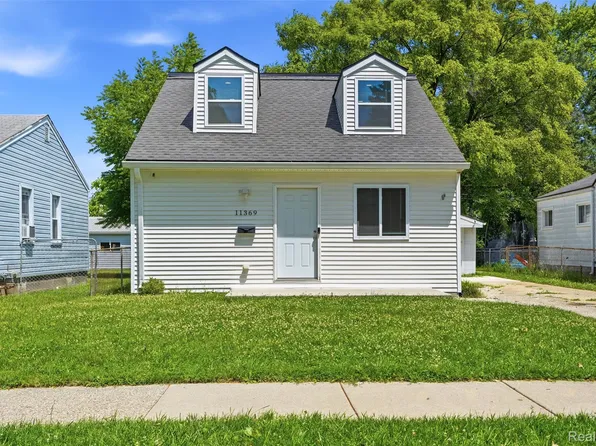 11369 Cadillac Ave, Warren, MI 48089