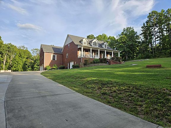 3rd image of 9770 Springhill Farms Dr