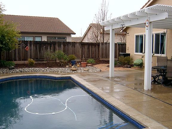 Entertainer's Backyard