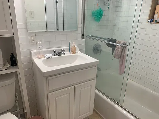 Rented by Prince Real Estate Associates LLC | media 4