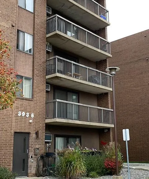 3936 Wyandotte St E #211 — Photo 1
