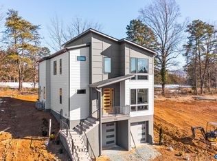 1330 Pen Park Ln, Charlottesville, VA 22901