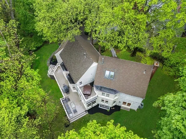 49 Buswell Park, Newton, MA 02458