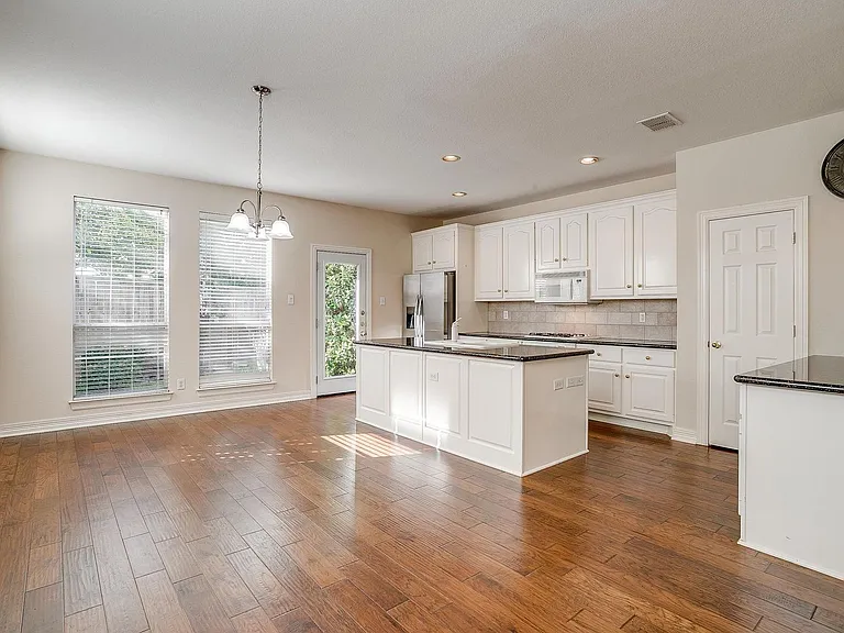 5505 El Campo Ave — Photo 6