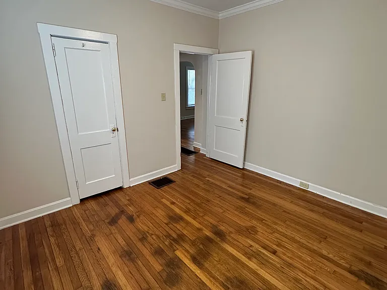 118 Lyons Dr — Photo 6