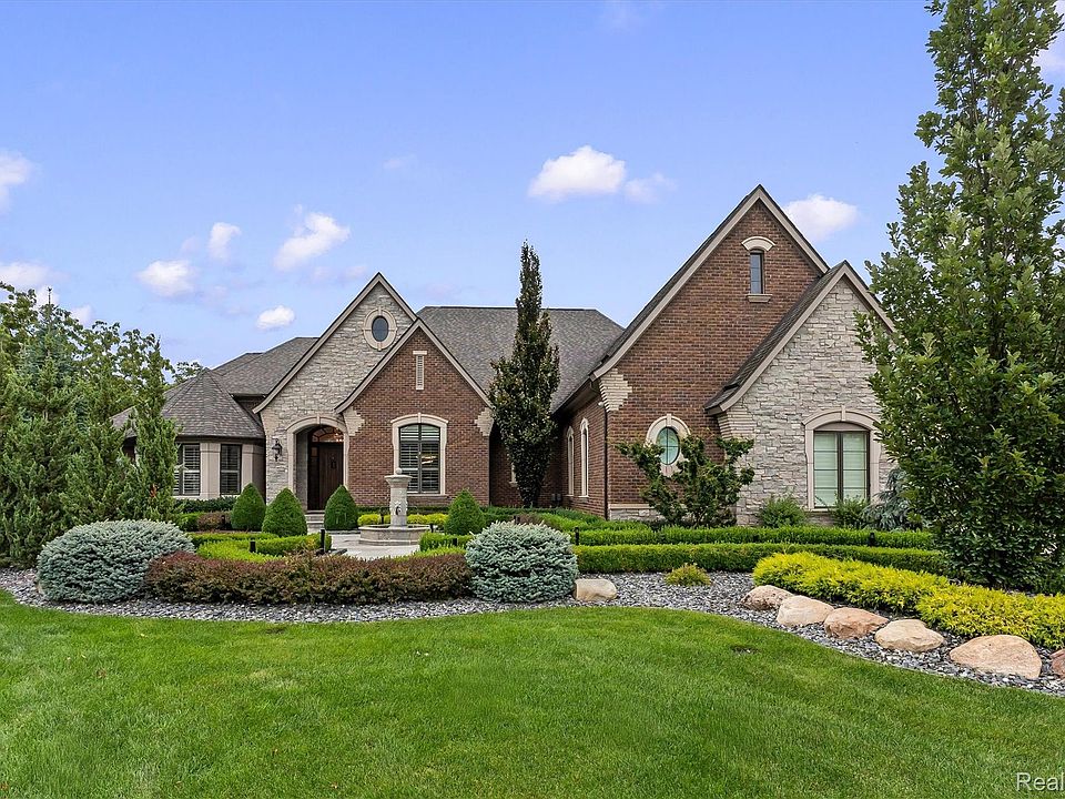 1st image of 2475 Creekside Ct