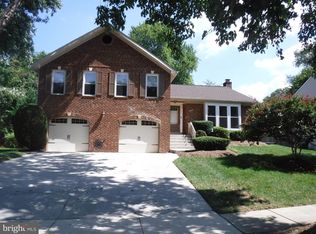 12204 Sir Lancelot Dr, Glenn Dale, MD 20769