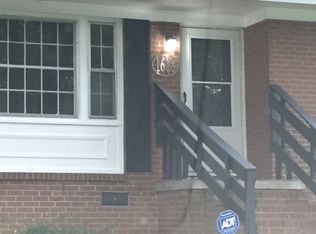 1618 W Meadowview Rd, Greensboro, NC 27403