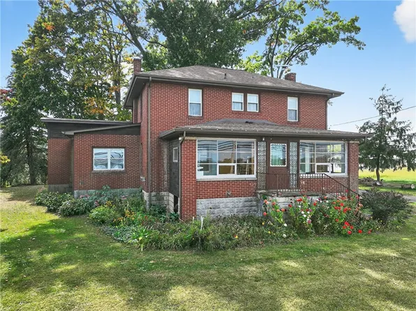 1000 Mount Pleasant Rd, West Newton, PA 15089