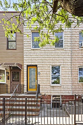 Rented by Corcoran | media 27