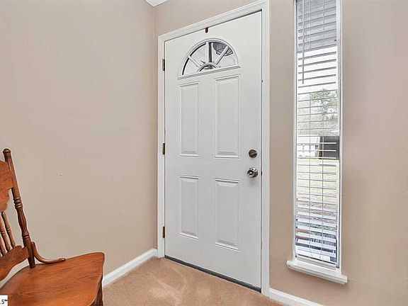 3rd image of 4949 Country Oaks Dr
