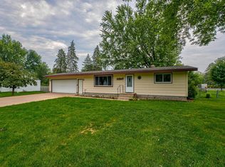 554 N 2nd St, New Richmond, WI 54017
