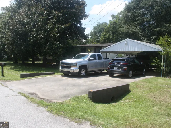 205 Cambridge Dr, Warner Robins, GA 31093