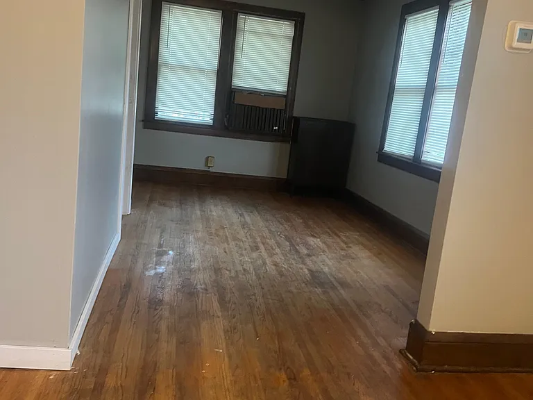 1907 Willow Ave N #1 — Photo 7