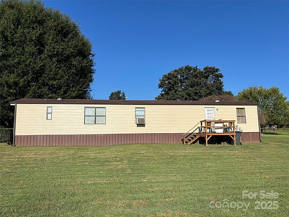 5th image of 143 Bluegill Ln