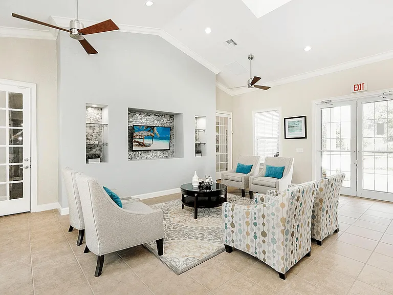 Cambridge Cove and Kathleen Pointe Apartment Homes — Photo 11