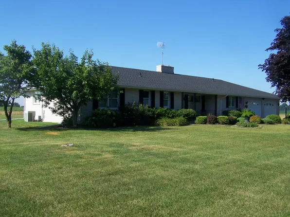 32607 Topash St, Dowagiac, MI 49047