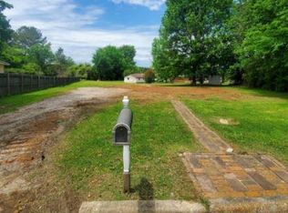 408 Chandler Dr, Florence, AL 35633
