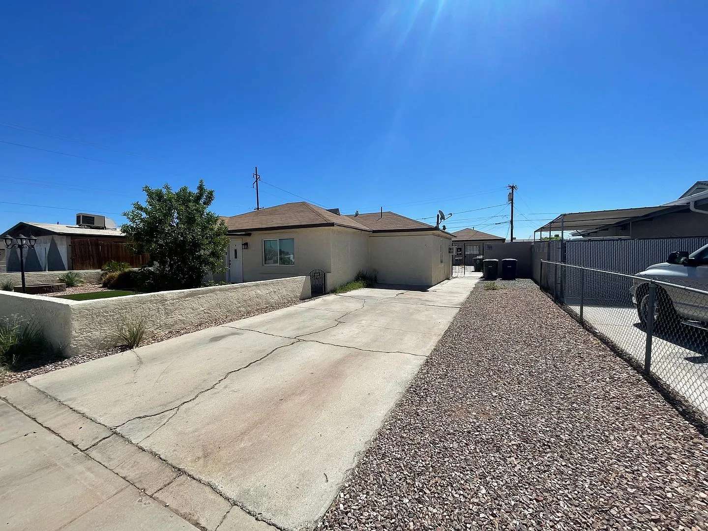 One Bedroom One Bathroom near Downtown Yuma! — Photo 2
