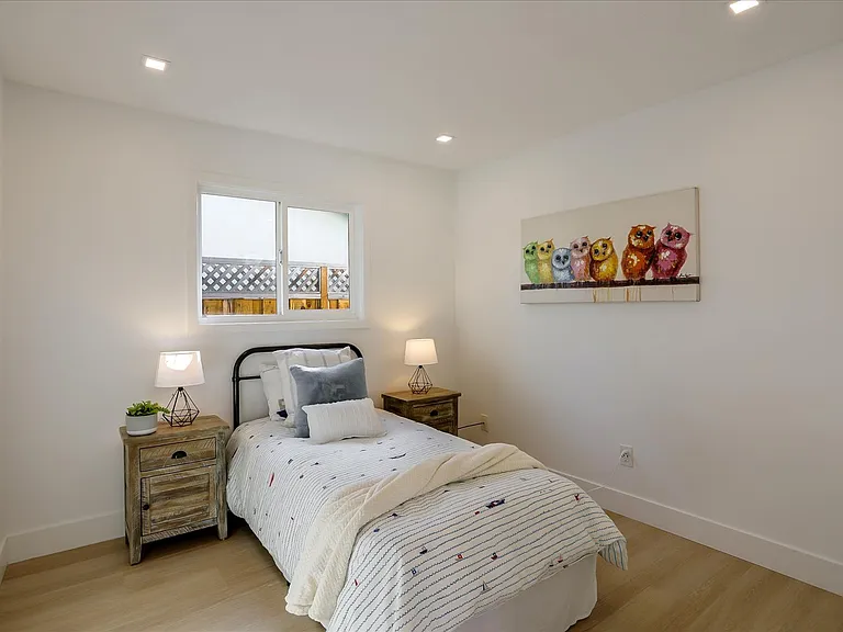 5261 Sussex Pl — Photo 11