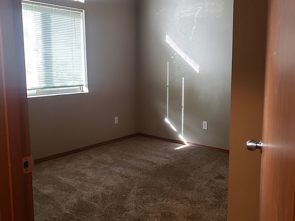 3rd image of 551 E 14th Ave #2