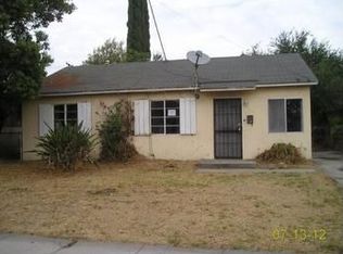 940 W 15th St, San Bernardino, CA 92411