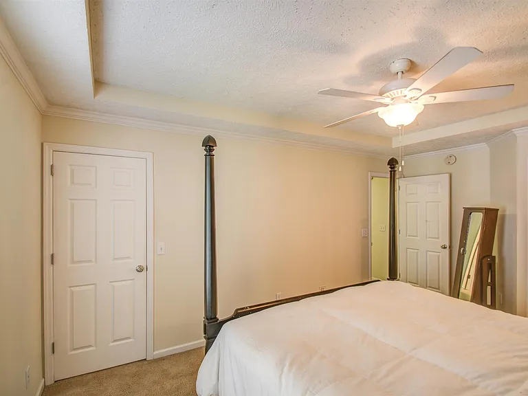 1036 Tonyawood Dr — Photo 12