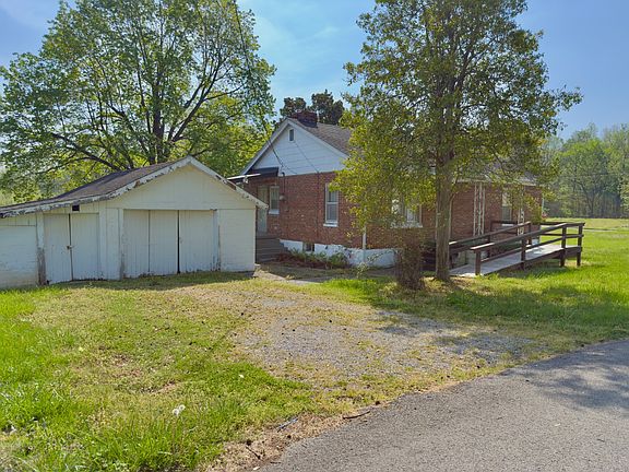 2nd image of 510 Charles St