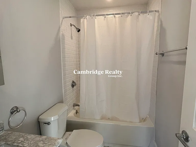 75 Winchester St #3T — Photo 19
