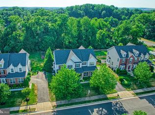 21907 Knob Hill Pl, Ashburn, VA 20148