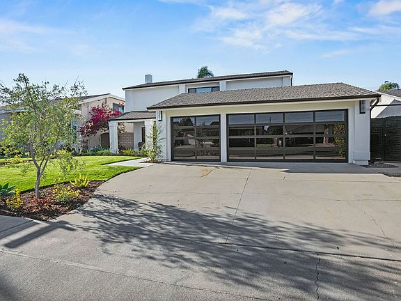 3rd image of 8711 Larkport Dr