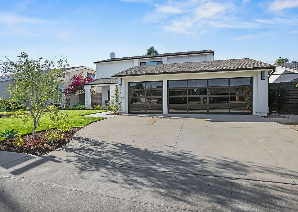 8711 Larkport Dr, Huntington Beach, CA 92646 | MLS #OC26131164