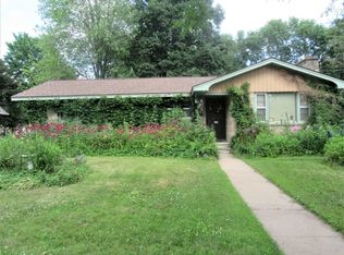 609 Frontenac Ave, Stevens Point, WI 54481