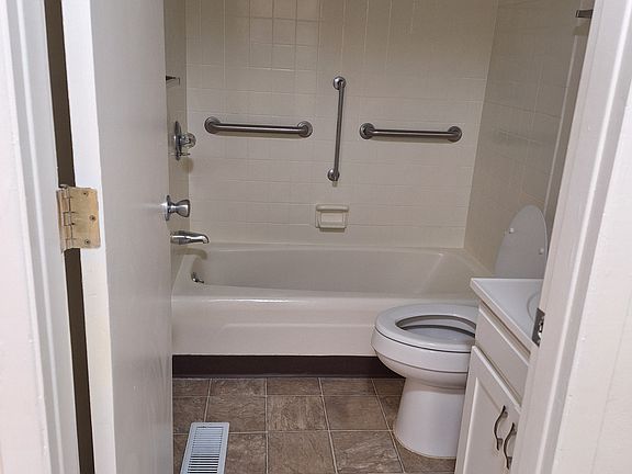 2nd image of 3400 Woodstone Dr W #905223fae
