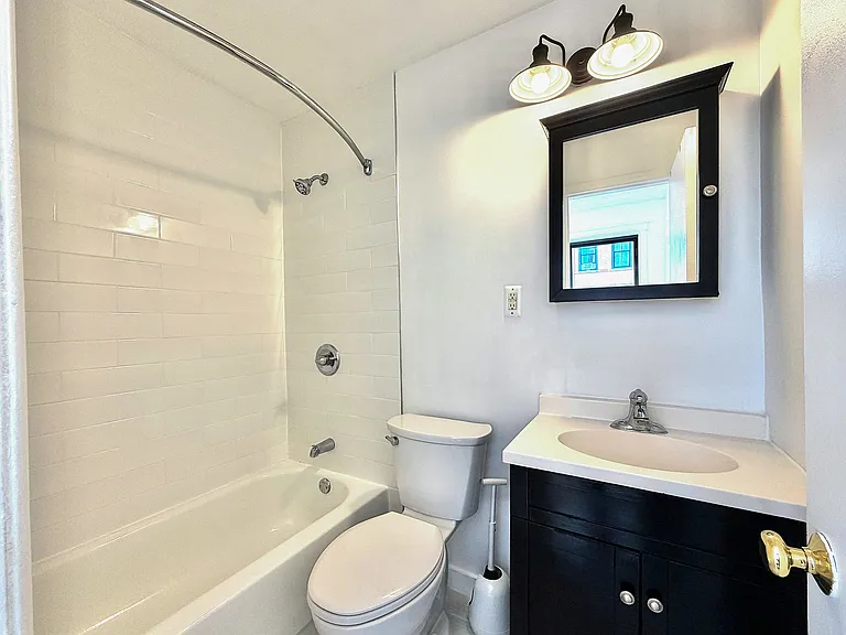 101 Willow Ave #3F — Photo 7