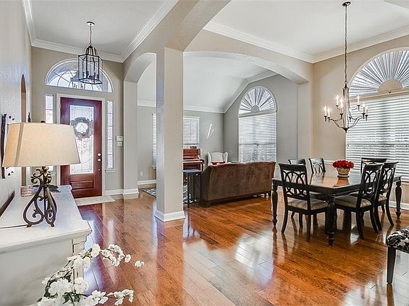 5th image of 3301 Ashford Ln